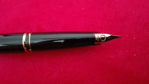 Mont Blanc Classic fountain pen